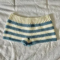 Short de rayas gruesas 
