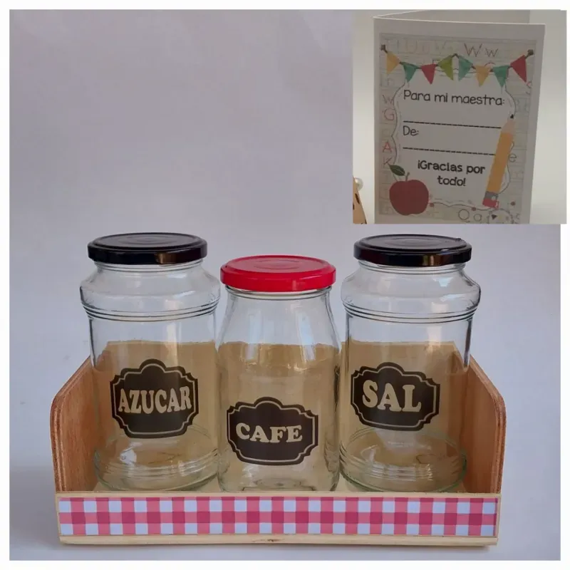 Cajita + pomos+postal