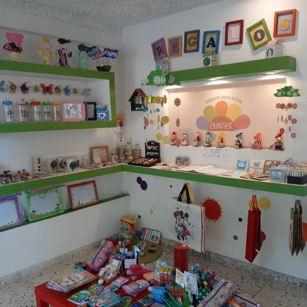 Calle 48 #1506 entre 15 y 17 - Playa
(A una cuadra de av. 19 y 48)