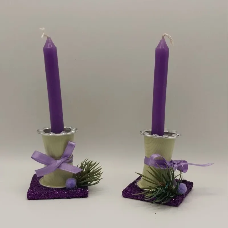 Mini candelabro con vela (Morado)