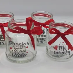 Pomito con frase y vela rojo