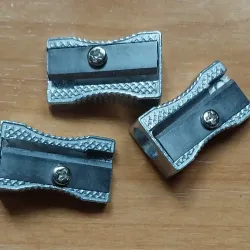 Sacapuntas de metal