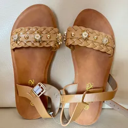 Sandalias de niñas 🤎