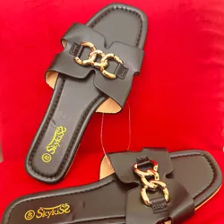 Sandalias 🖤