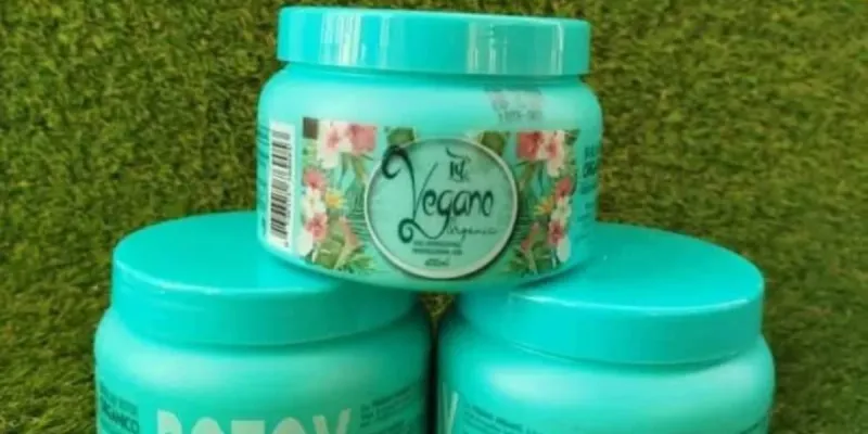 Botox Vegano 14.10 oz 3800 cup