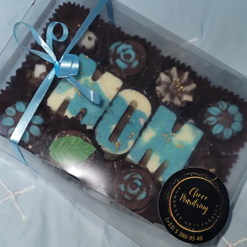 Caja MOM