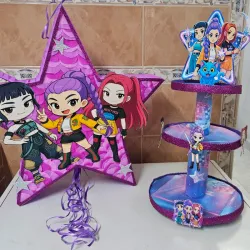 Piñata y base para dulces💜Guerreras KPop