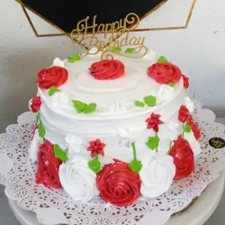 Cake de rosas rojas y blancas