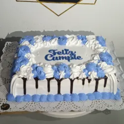 Cake rectangular azul
