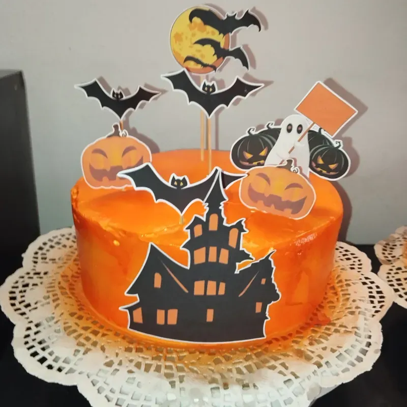 🎃 ¡Halloween sabe mejor con ChocolArte Patissier! 👻