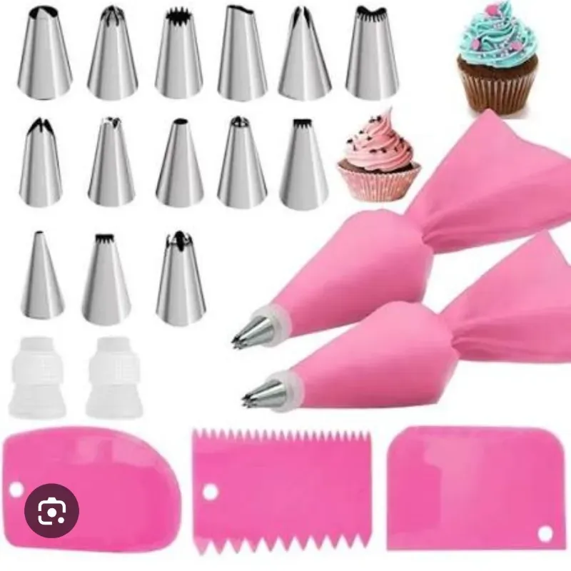 Kit de 21 piezas( mangas,alisadores , boquillas y raspaditas)