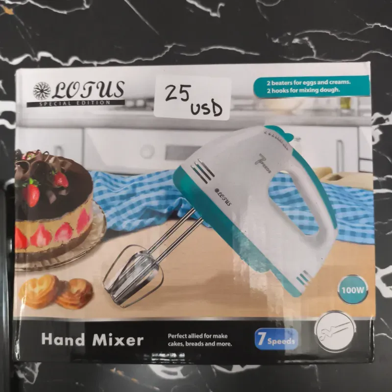 Mezcladora- batidora manual