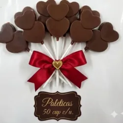 Paquetes de 100 paletas de pasta de chocolate