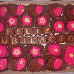 Caja personalizada multicolor 