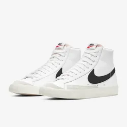 Nike Blazer Mid 