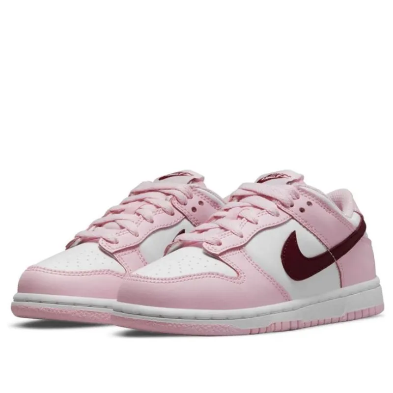 Nike Dunk Low "Valentine’s Day"
