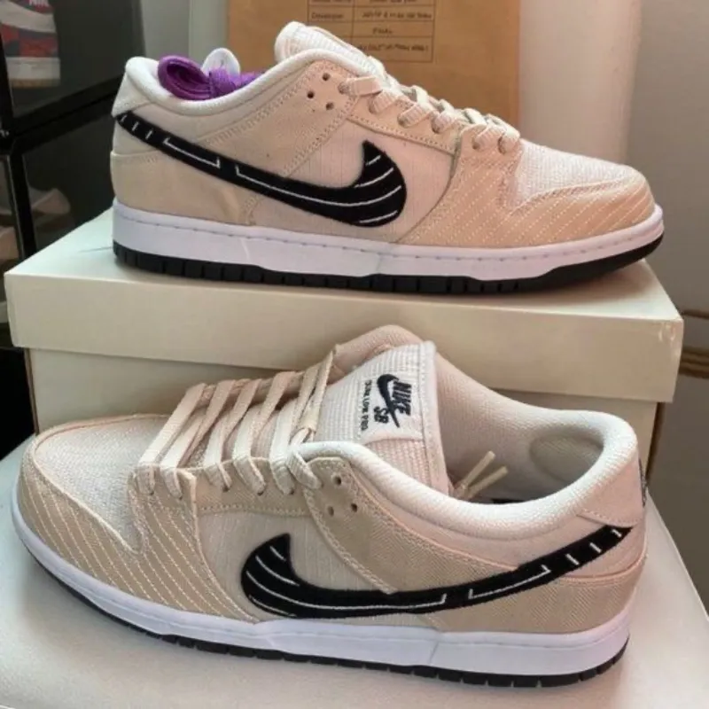 Nike SB Dunk Low Albino & Preto