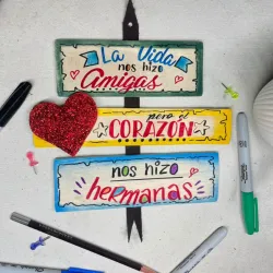 Cartelitos en madera