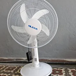Ventilador de mesa recargable