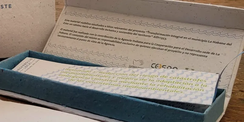 Cajas de papel/cartón reciclado Personalizadas