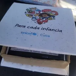 Cajas de papel/cartón reciclado Personalizadas