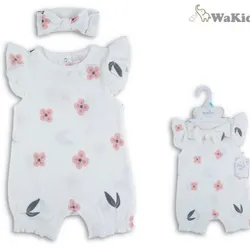 Mono shorts enterizo y cinta para el cabello