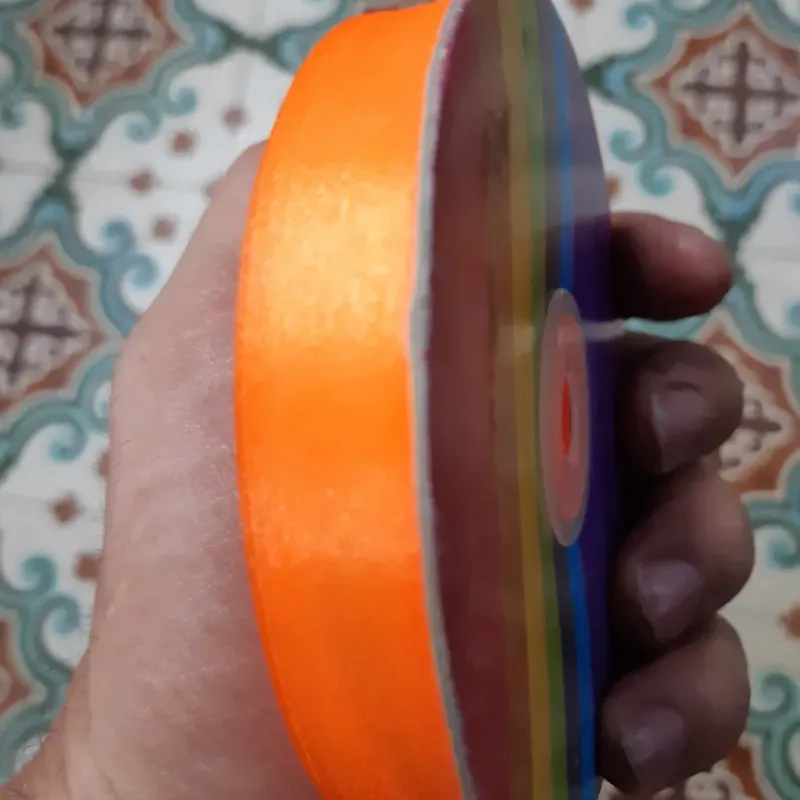 001- CINTA DE SATEN 1.5 CM NARANJA 1 METRO
