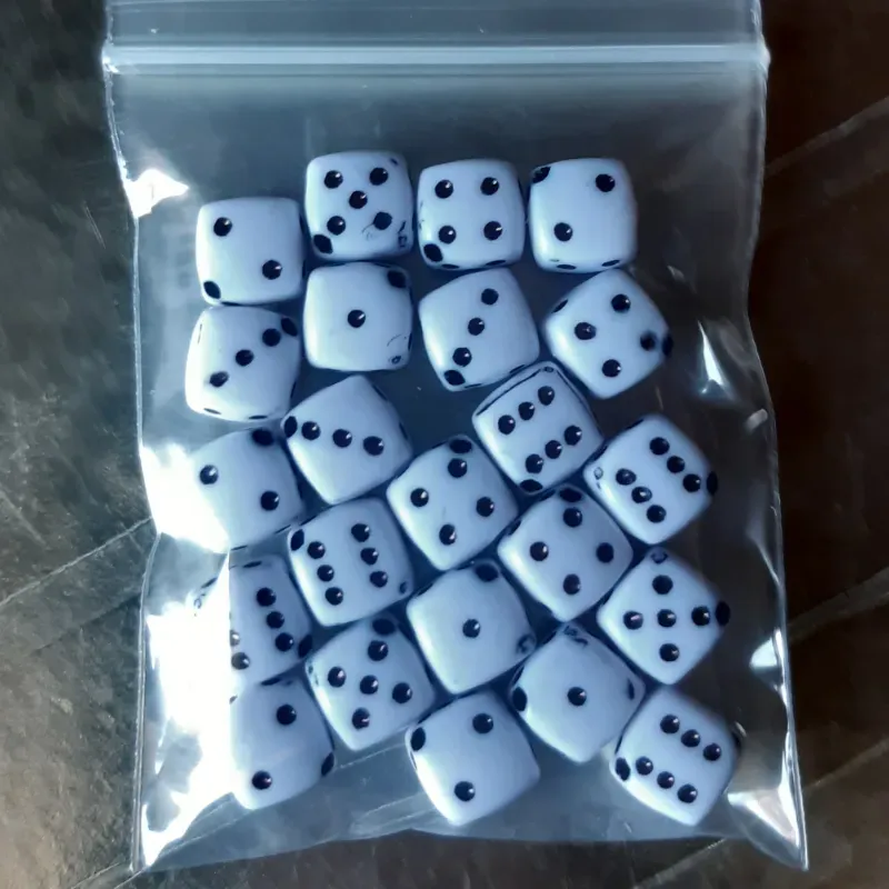 DADOS 8 MM 10 GRAMOS