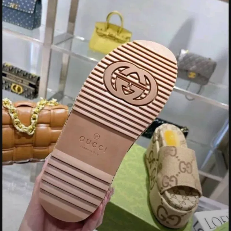 Sandalias Gucci 