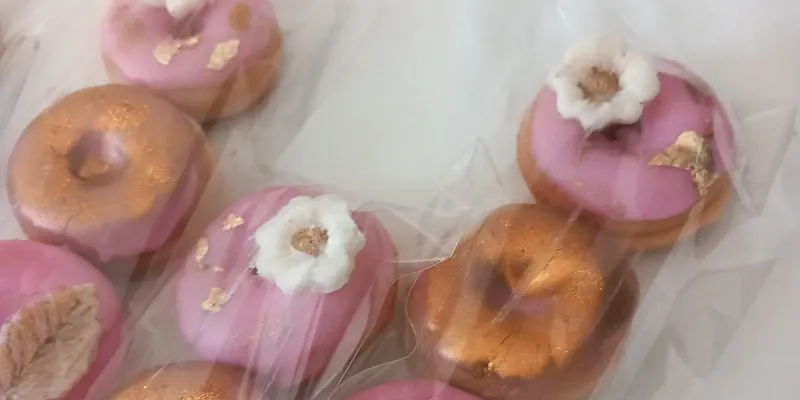 Brocheta de minidonas 