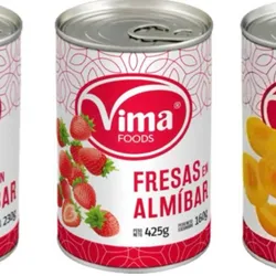 Latas de fresa en almíbar