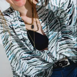 Camisa estampada de chica con mangas