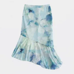 Falda azul asimétrica