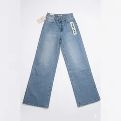 Jean azul botón cruzado