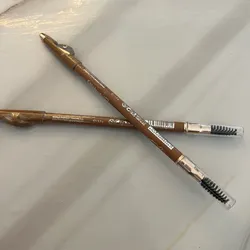 Lápiz de cejas