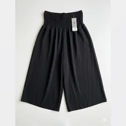 Pantaloneta ancha tipo falda