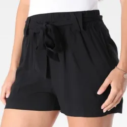 Short con cinto de tela