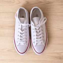 Tenis blancos de mujer