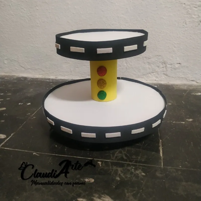 Base para Cupcakes (2 pisos) (Rayo McQueen)