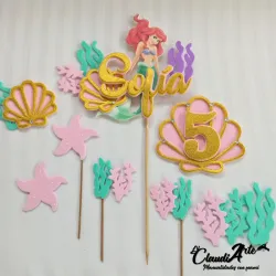 Cake topper