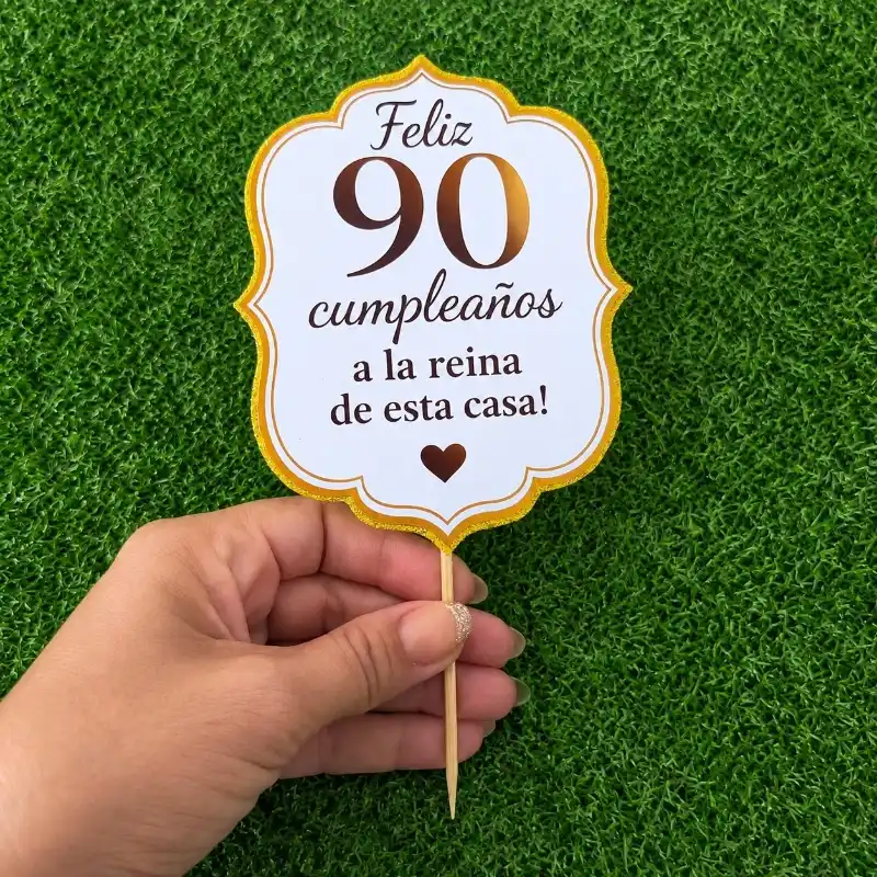 Cake topper