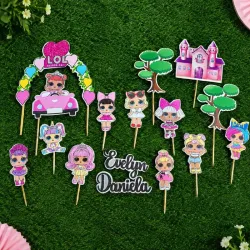 Cake topper