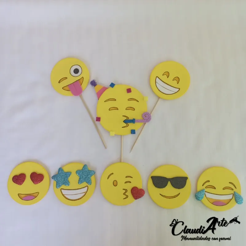 Cake topper