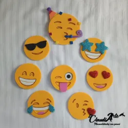 Cake topper