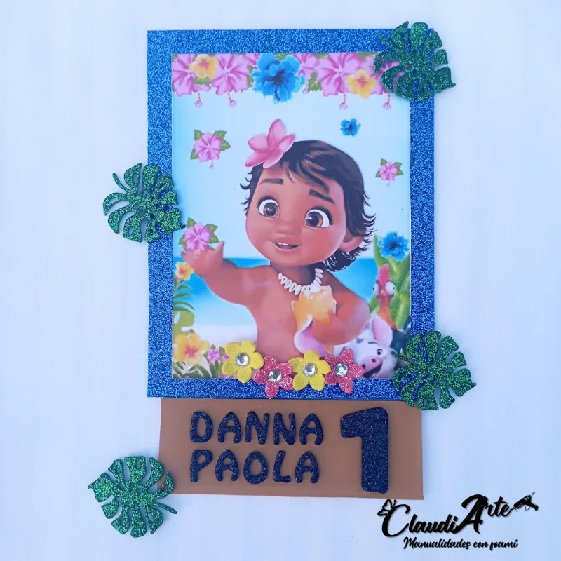 Cake topper (Moana bebé)