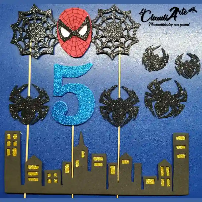 Cake topper (Spiderman)