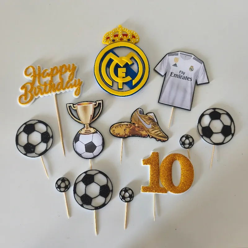 Cake topper