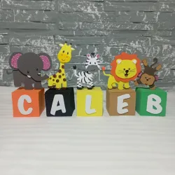 Cubitos con nombre (Safari)