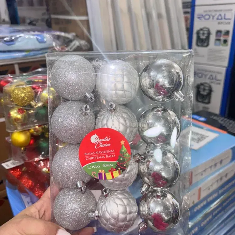 Adorno, para decorar ábol de Navidad. 5000.00 CUP