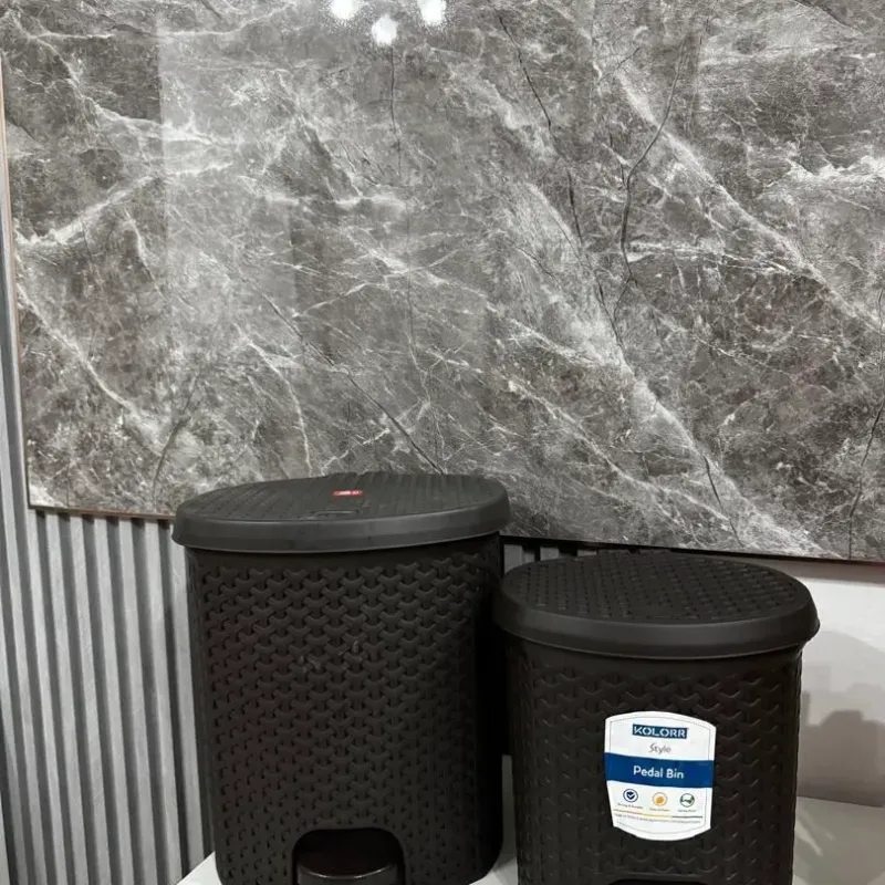 Cesto de basura. 8 000.00 CUP